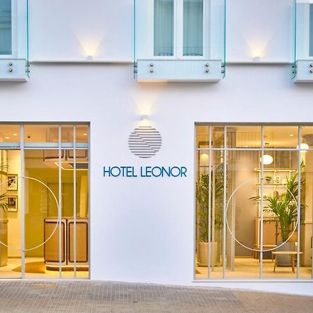 Hotel Leonor Conil Коніль-де-ла-Фронтера Екстер'єр фото