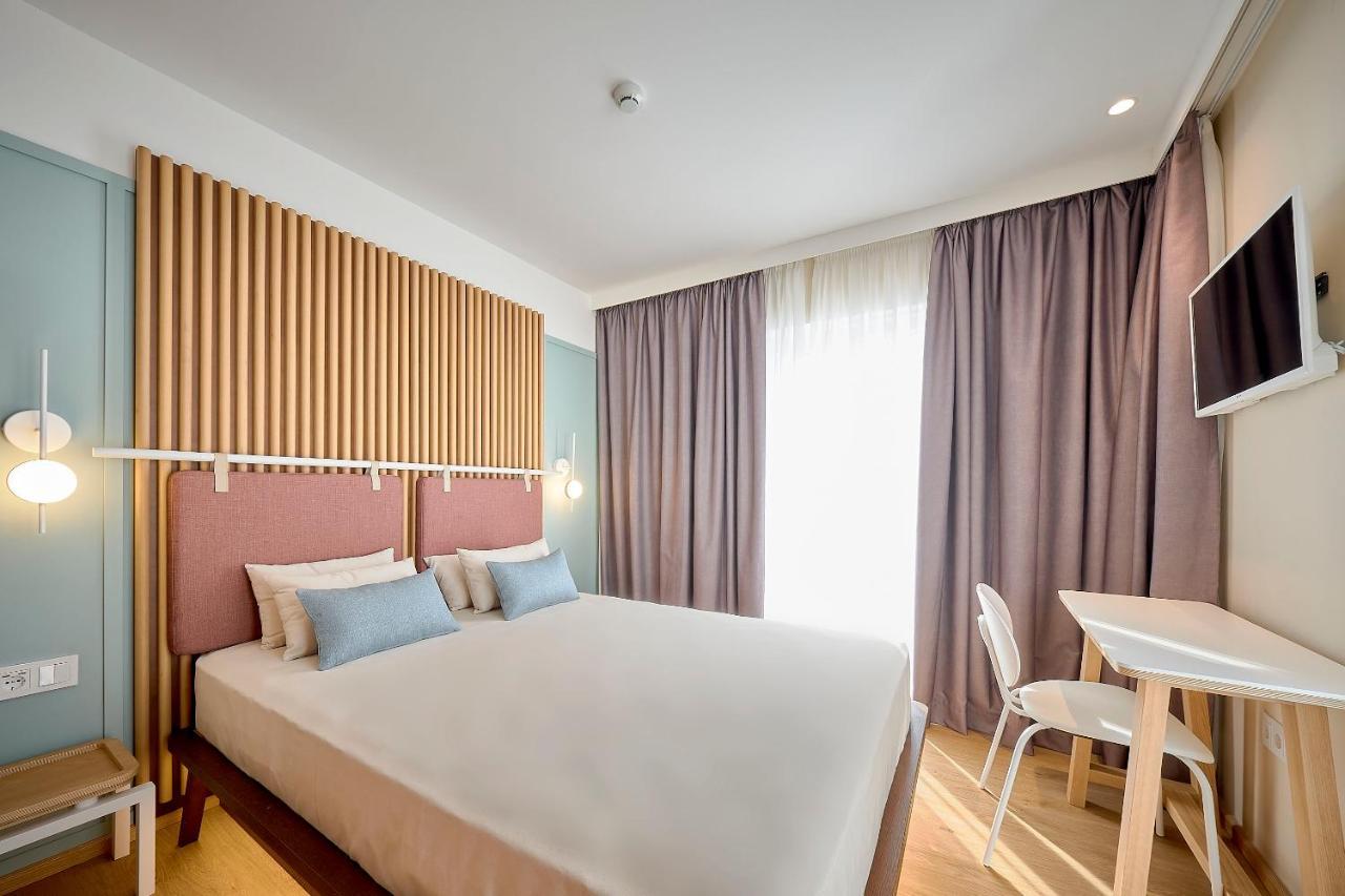 Hotel Leonor Conil Коніль-де-ла-Фронтера Екстер'єр фото