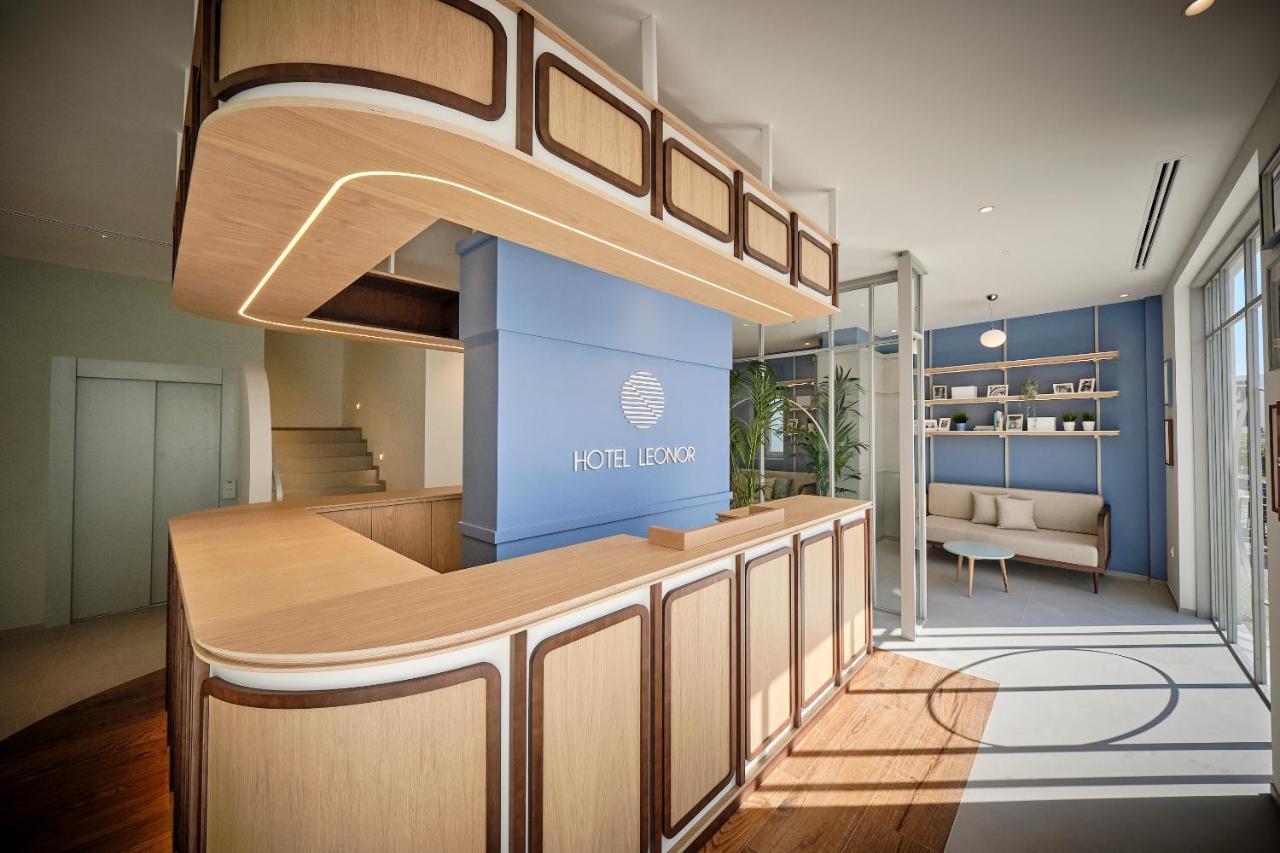 Hotel Leonor Conil Коніль-де-ла-Фронтера Екстер'єр фото