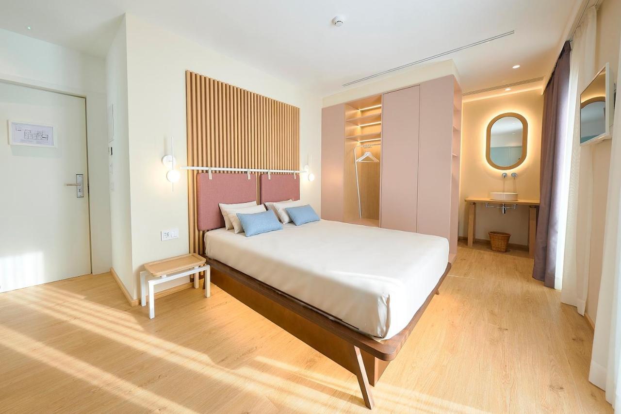 Hotel Leonor Conil Коніль-де-ла-Фронтера Екстер'єр фото