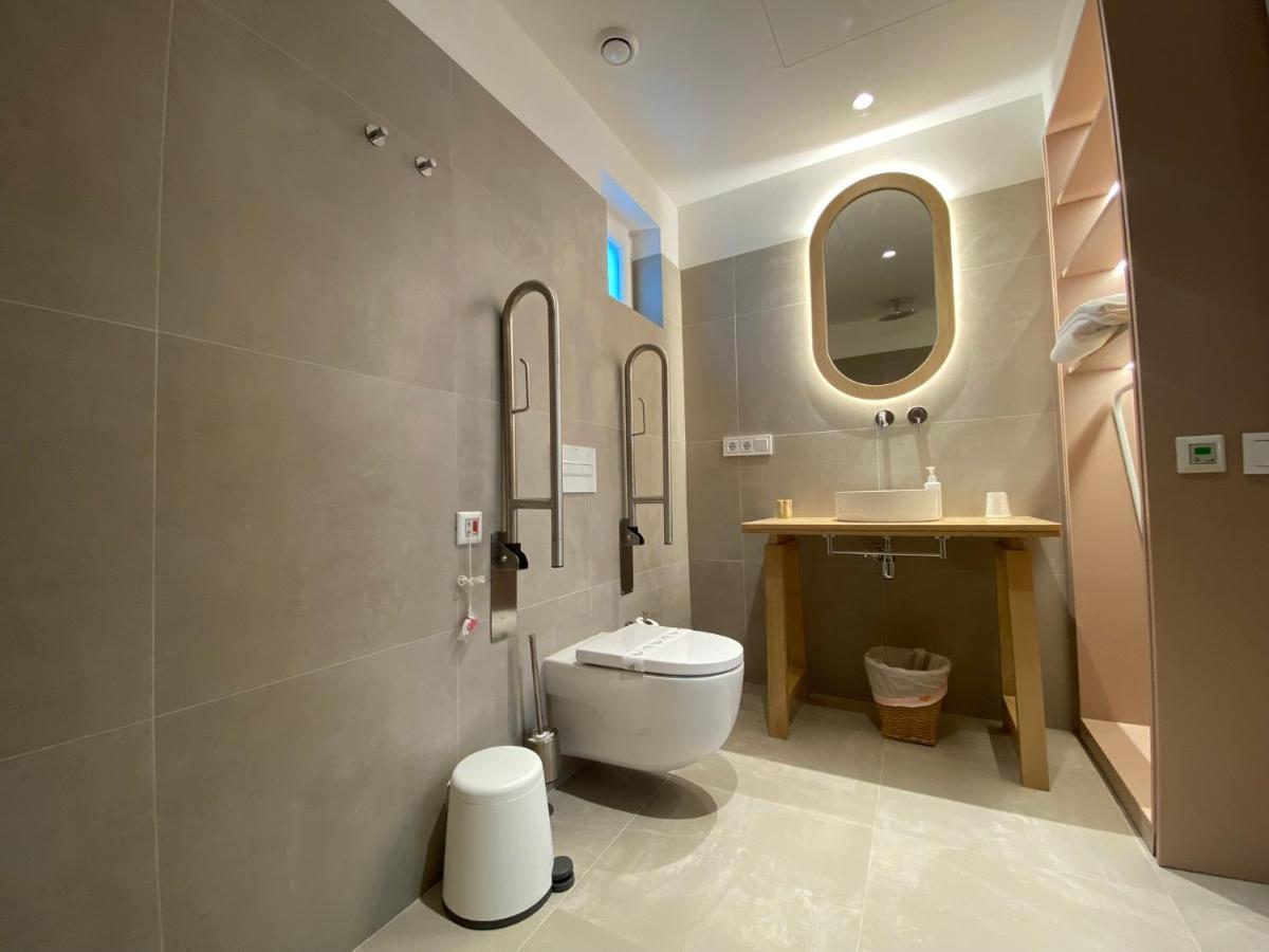 Hotel Leonor Conil Коніль-де-ла-Фронтера Екстер'єр фото