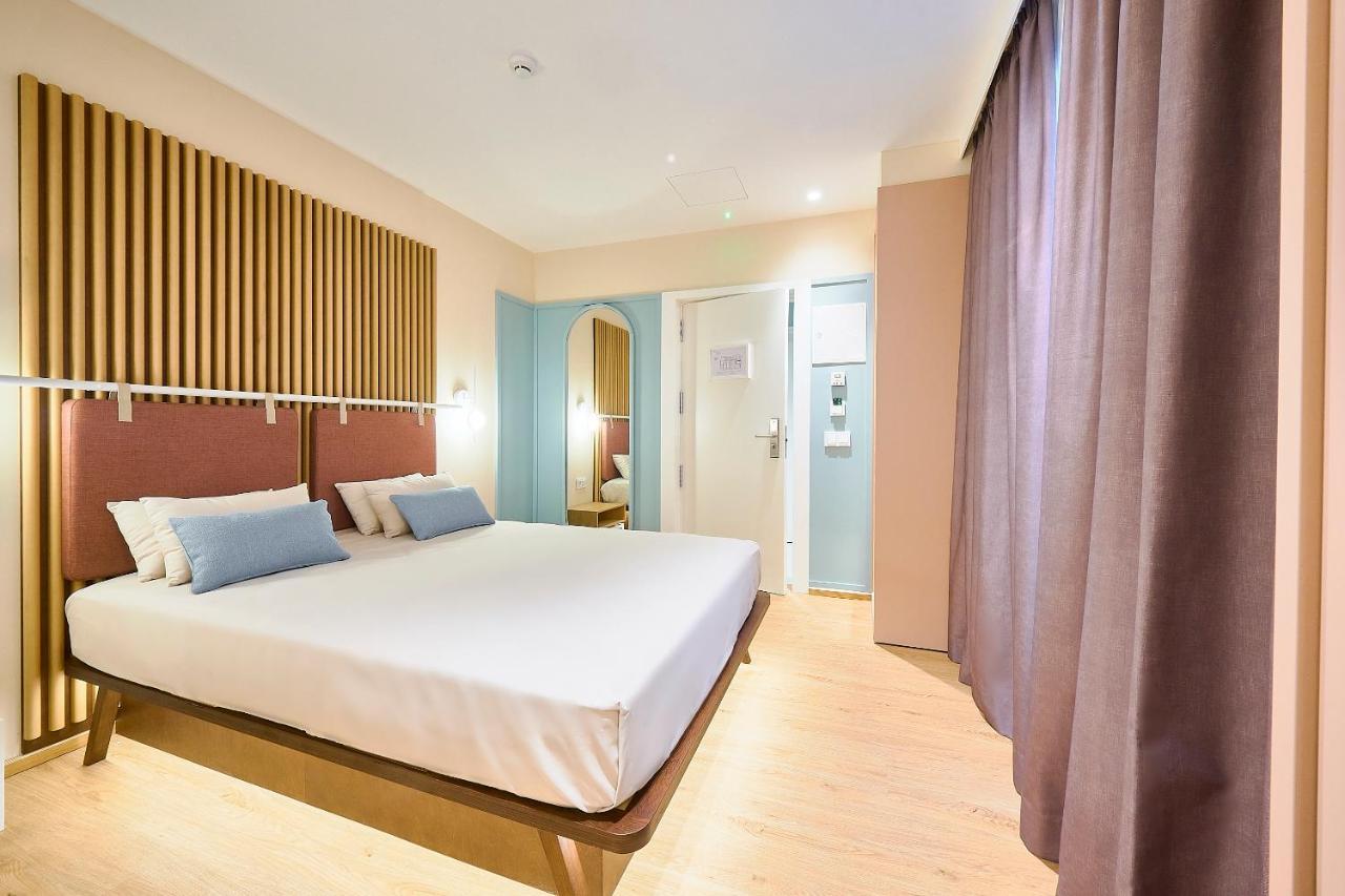 Hotel Leonor Conil Коніль-де-ла-Фронтера Екстер'єр фото